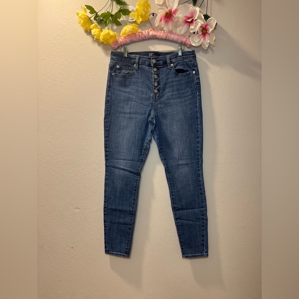 GAP Women’s Skinny Button-Fly Jeans in Dark Blue Wash